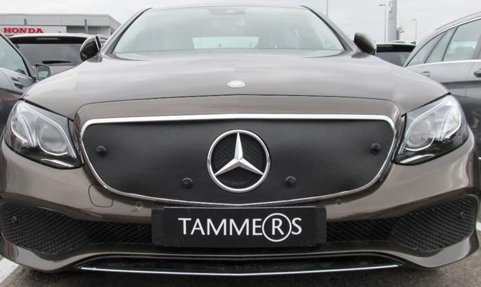 Tammer-Suoja Mercedes-Benz E-sarja W213 Avantgarde Vm. 2016- 1 Tammer-Suoja Mercedes-Benz E-sarja W213 Avantgarde Vm. 2016-