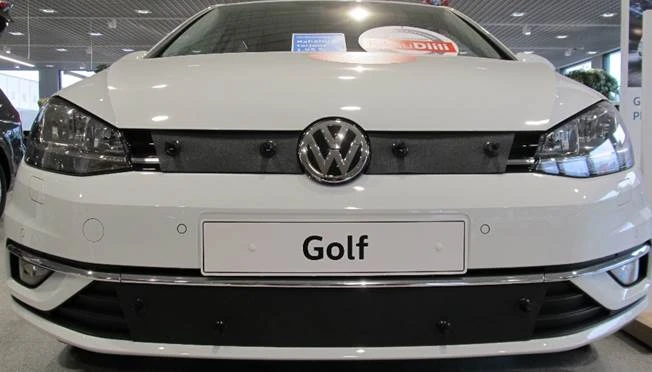 Tammer-Suoja Volkswagen Golf 7 Vm. 2017- 1 Tammer-Suoja Volkswagen Golf 7 Vm. 2017-